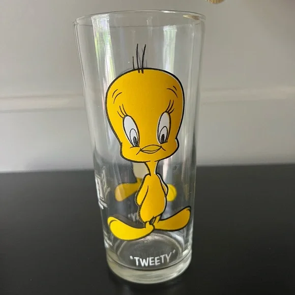 Vintage Pepsi 1973 Tweety Collectors Glass Loonie Tunes - Picture 1 of 3